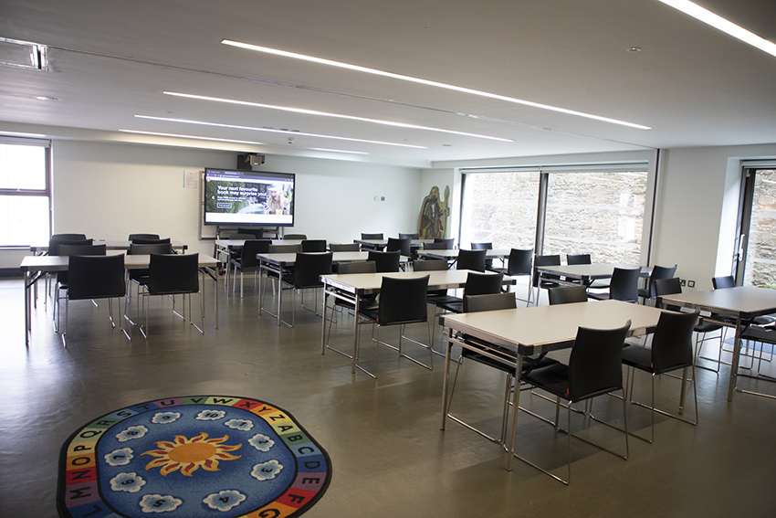 Study room inside Ranfurly House with lots of tables and chairs